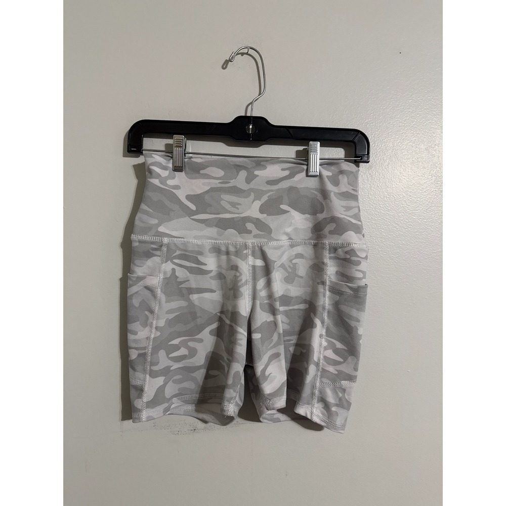 Evolution and Creation Womens Grey Camo High Waisted Biker Shorts with Pockets M
